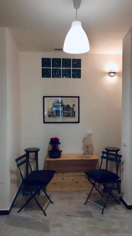 B&B Charme Centre-Ville Artistic & Literary Rooms 巴勒莫 外观 照片